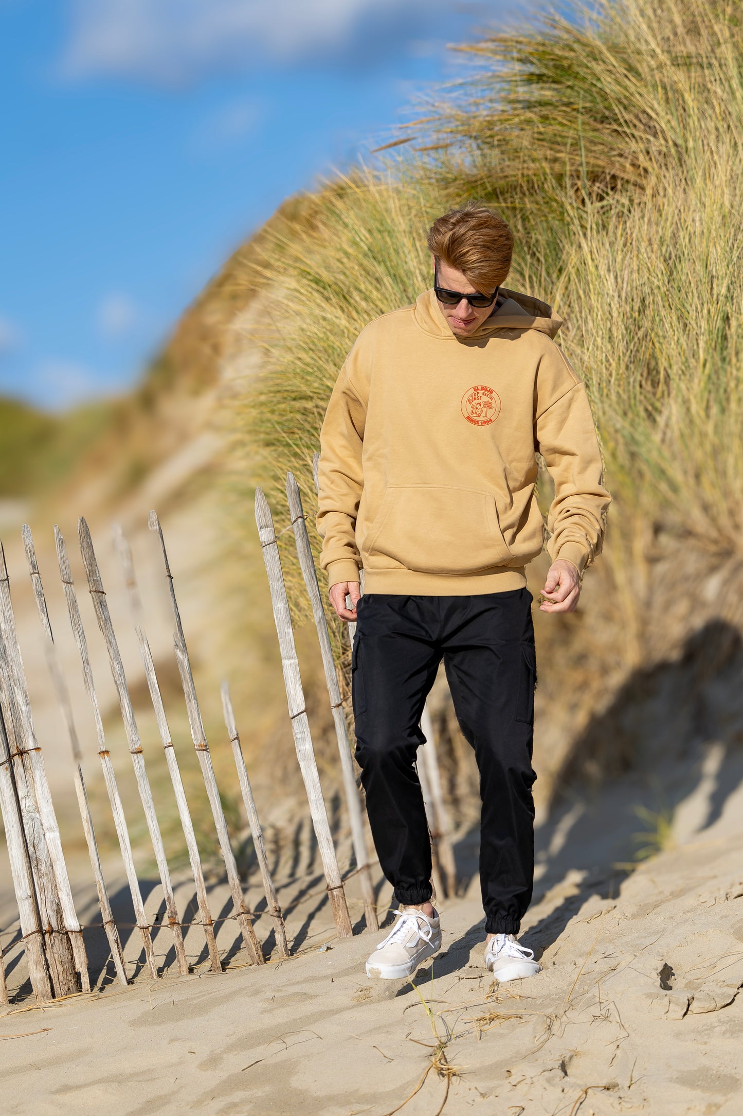 ELITE HOODIE DARK SAND